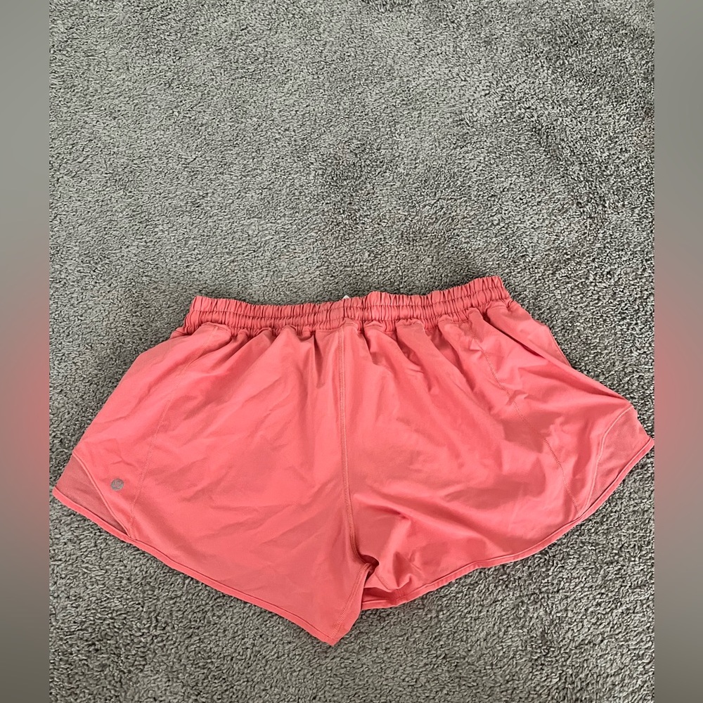 Lululemon Hotty Hot High-Rise shorts